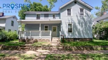 featured image of 122 Broadway St