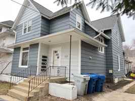 featured image of 824 Center St W