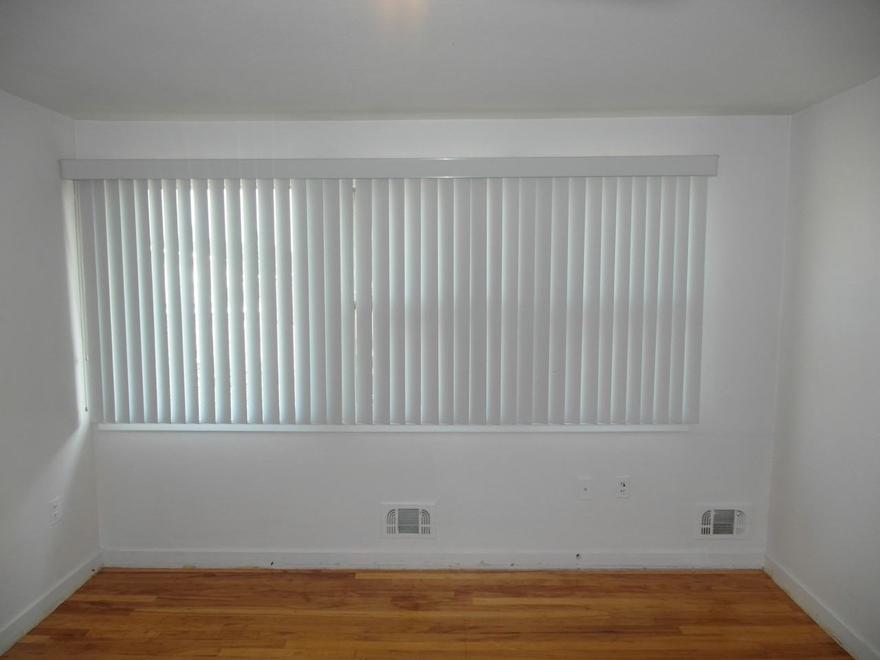 8212 Florida St Unit B - Photo 5 of 11