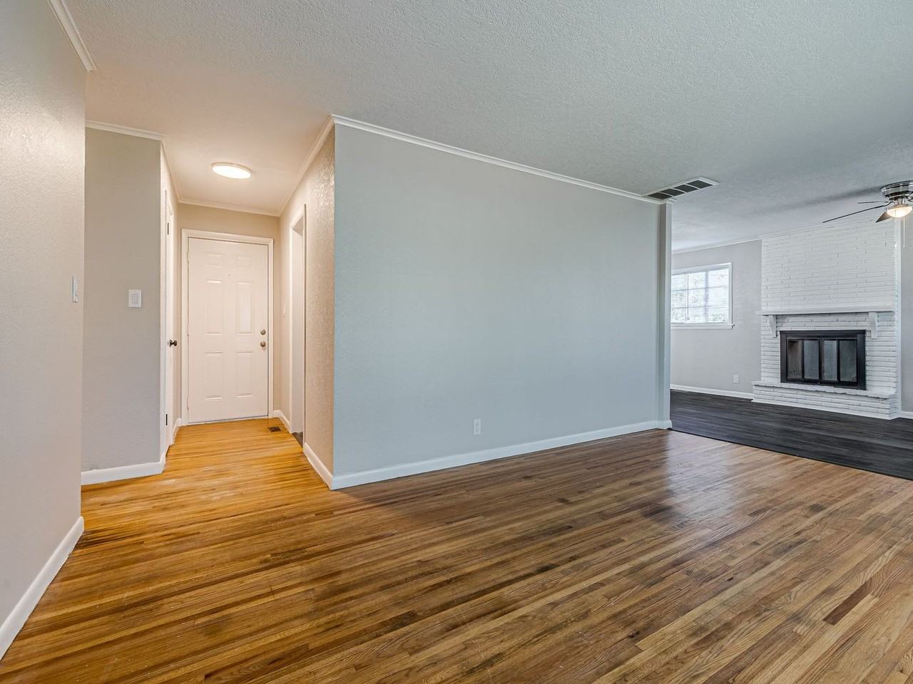 3909 East 51st Place - Photo 6 of 32