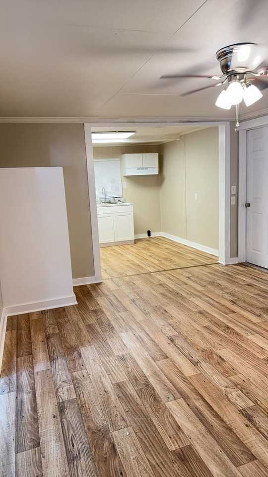 604 1st Ave - Photo 2 of 6