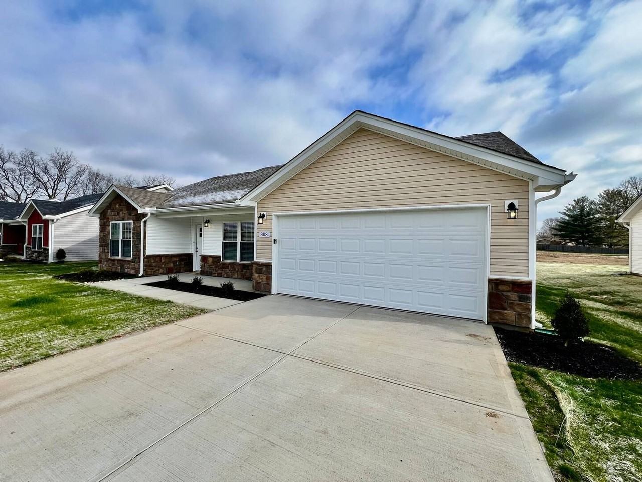 808 Pierson Rd - Photo 6 of 28