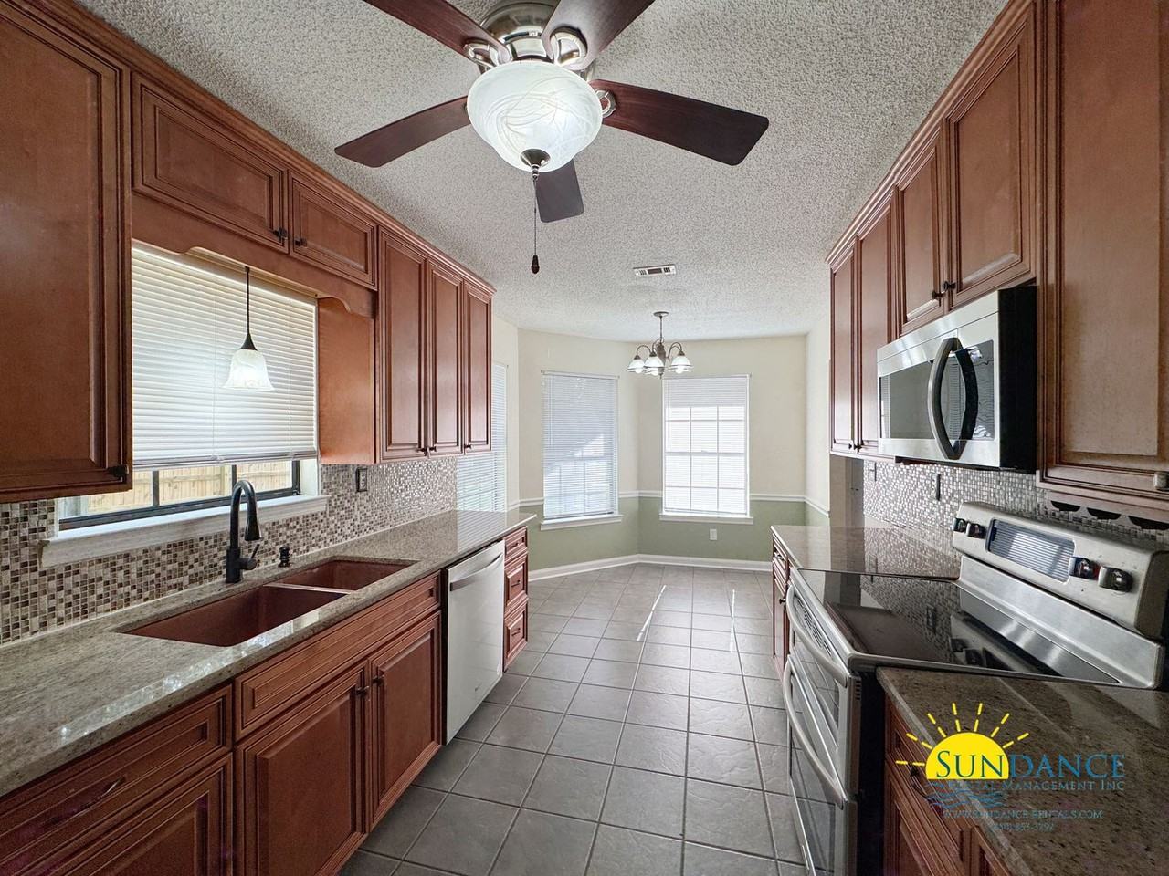 122 Kipling Drive - Photo 4 of 22