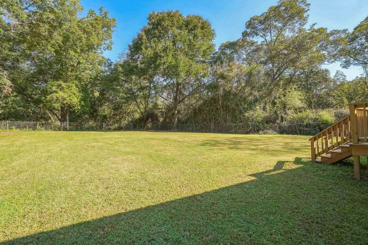 309 Lagrange St - Photo 4 of 29