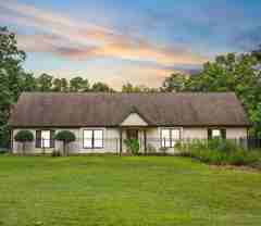 9285 Cedar Ridge Dr Nw - Photo 1 of 1