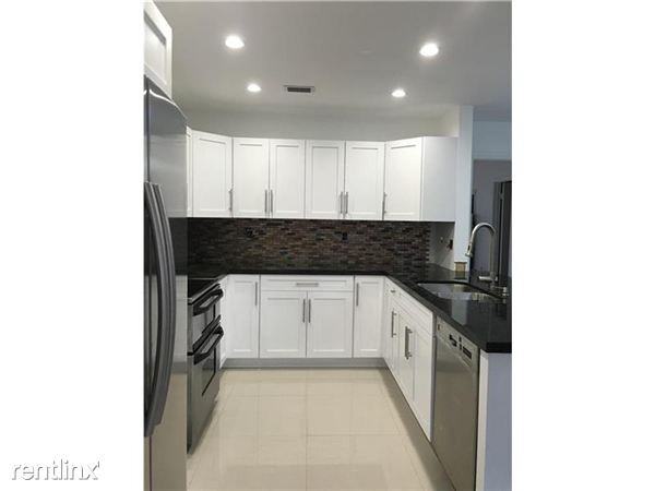 12510 SW 94th Terrace - Photo 3 of 15