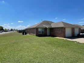 426 E Asher Ct - Photo 1 of 1