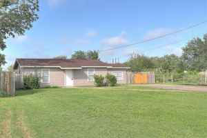 featured image of 10921 Shady Ln