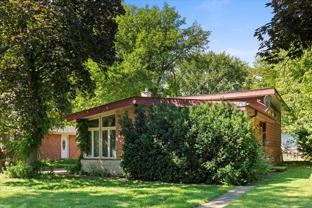 747 Leclaire Ave - Photo 1 of 1