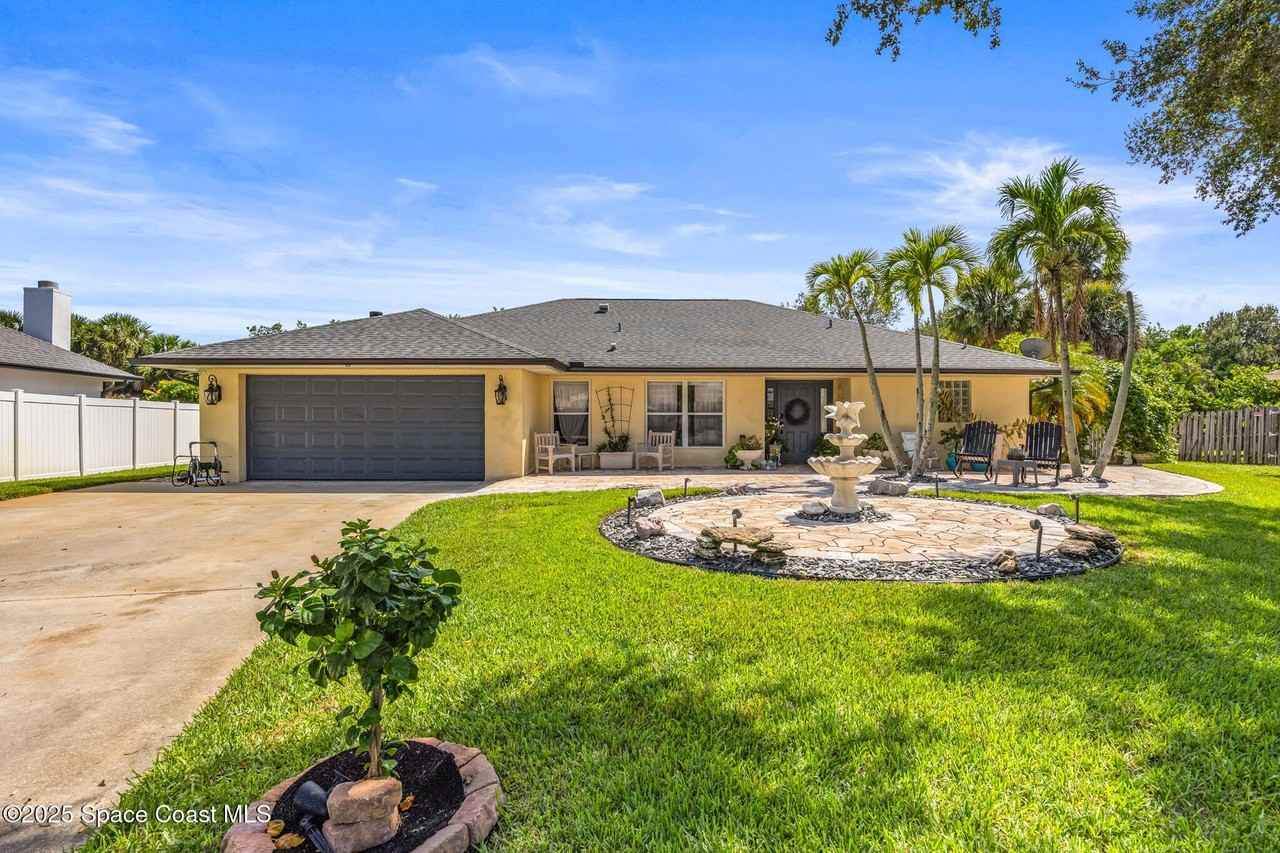 8 Indrio Blvd - Photo 2 of 45