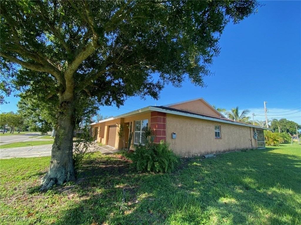 3928 Santa Barbara Blvd - Photo 3 of 16