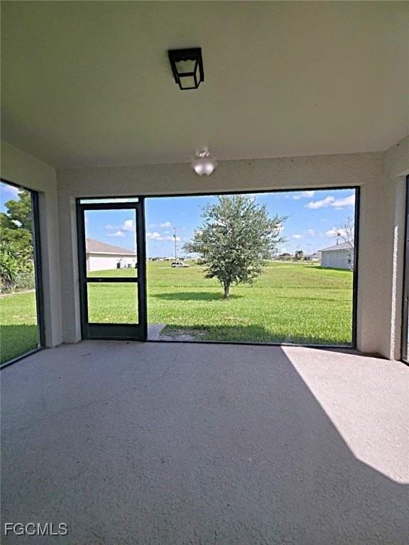 319 Nw 21st St - Photo 2 of 14