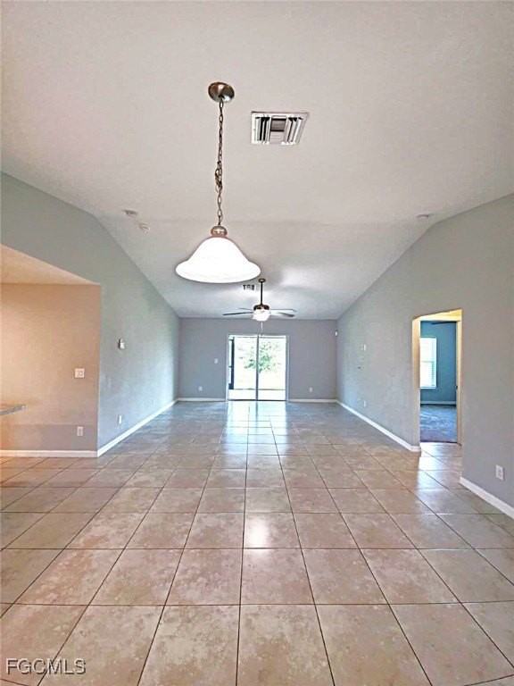 319 Nw 21st St - Photo 4 of 14