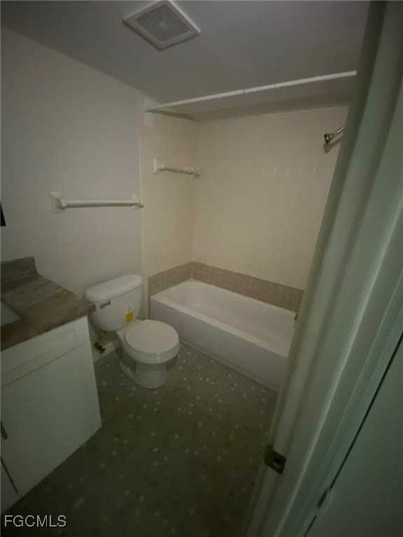 1830 Maravilla Ave Apt 709 #709 - Photo 6 of 7