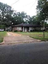 2515 Lloyds Ln - Photo 1 of 1