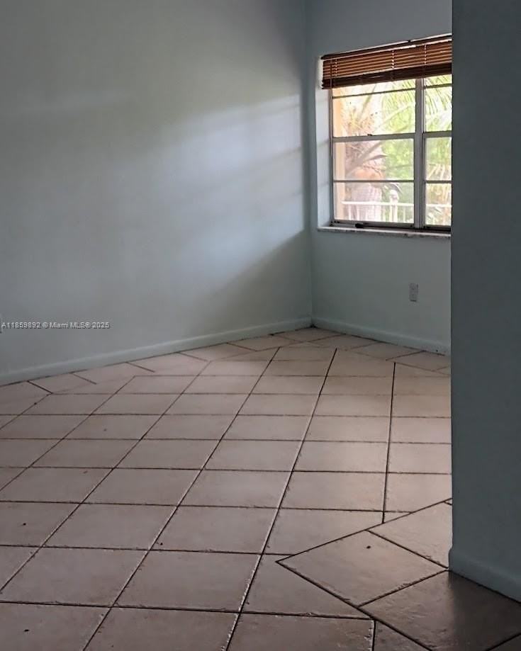 1826 Cleveland St #6 - Photo 6 of 21