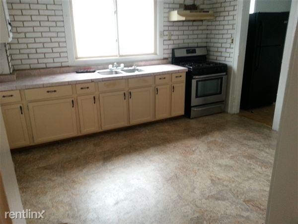 505 Birdsell St - Photo 2 of 6