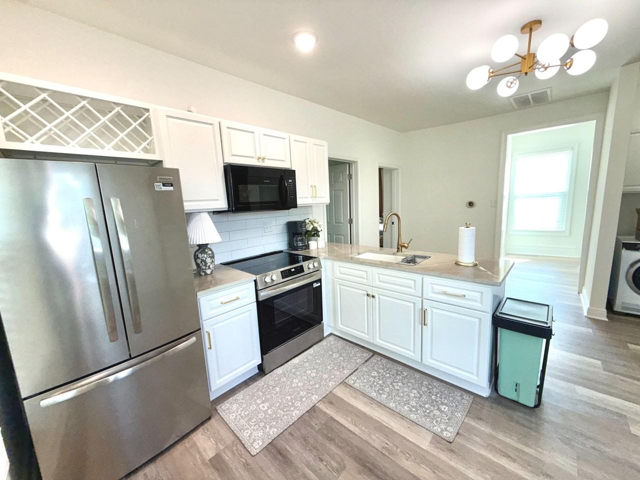 2nd Ave - Photo 2 of 11