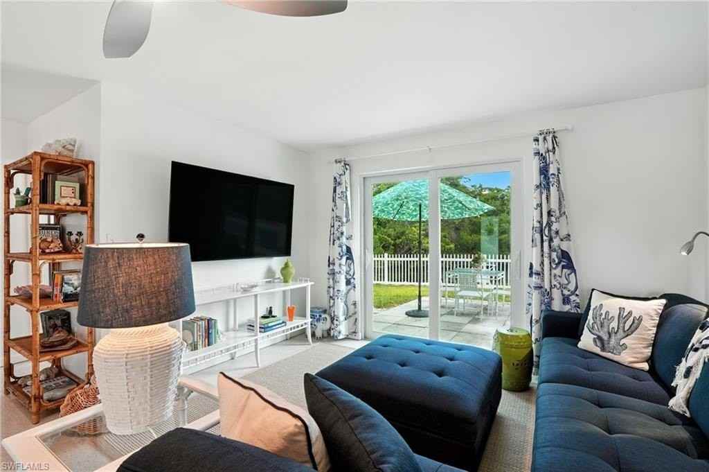 578 14th St N - Photo 7 of 28