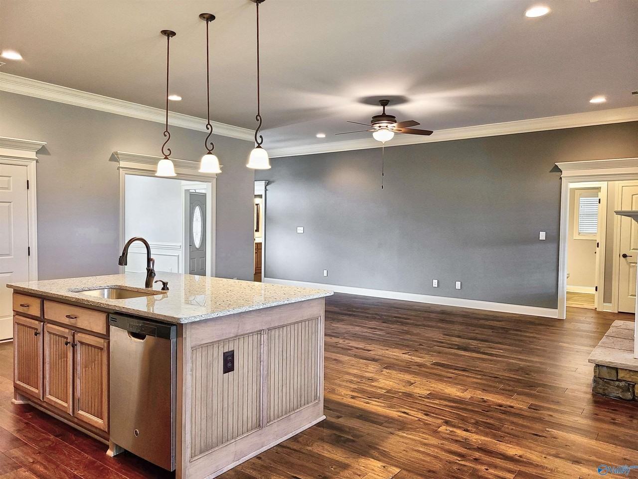 13735 Callaway Dr - Photo 7 of 23