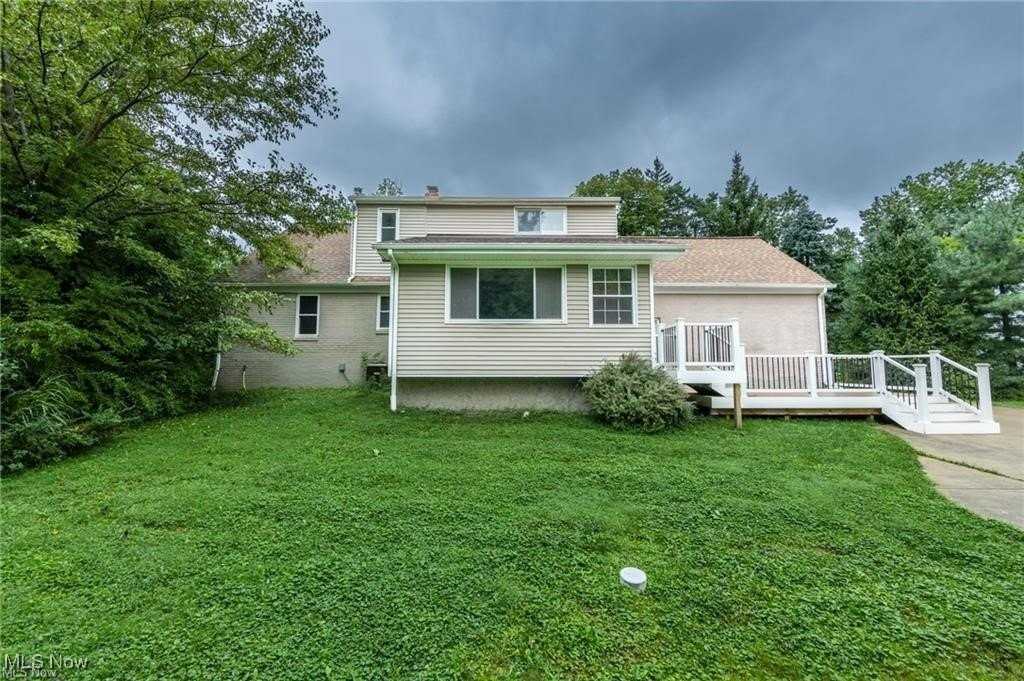 9423 Highland Dr - Photo 4 of 33