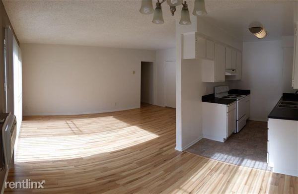 Regal Villa Apartments - Photo 2 of 10
