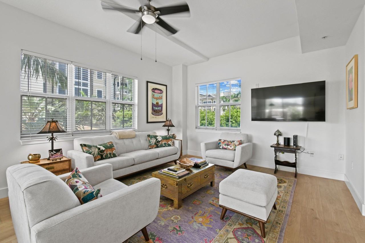 3940 N Flagler Dr #206 - Photo 5 of 32