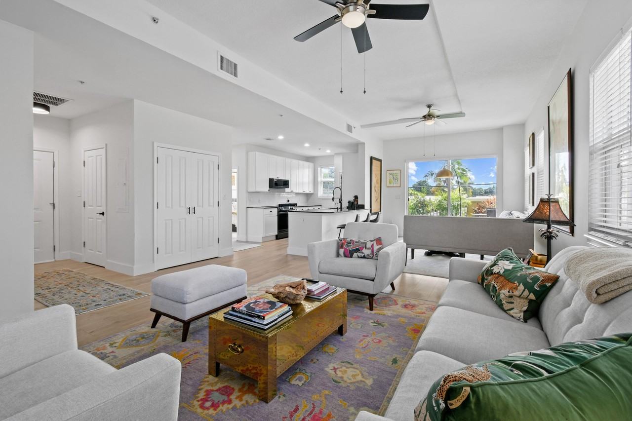 3940 N Flagler Dr #206 - Photo 7 of 32