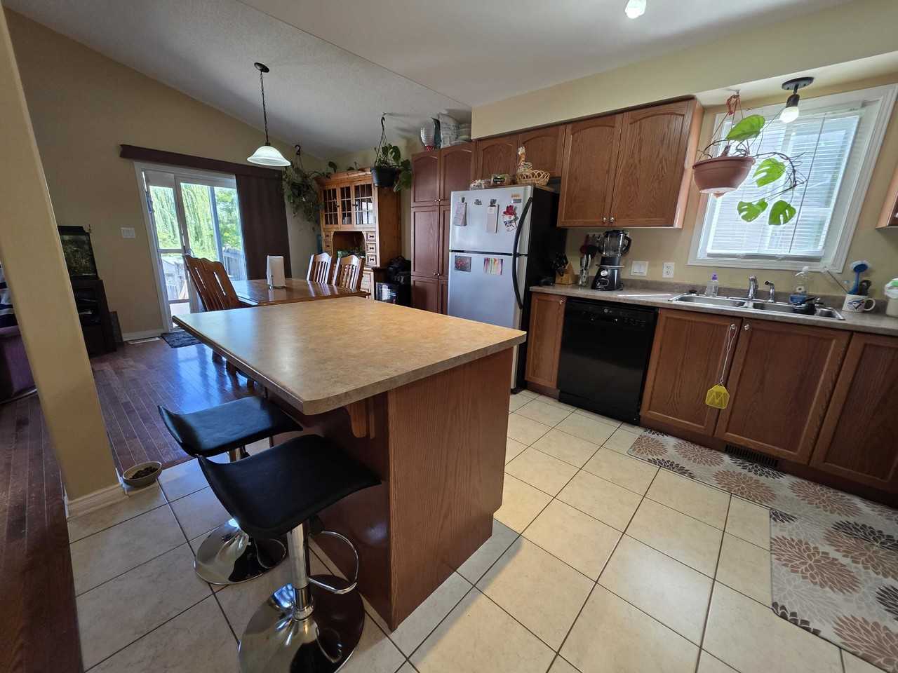 496 Mccallum Street #1 - Photo 4 of 16