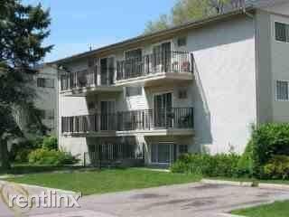 2324 Lapeer Rd - Photo 2 of 10