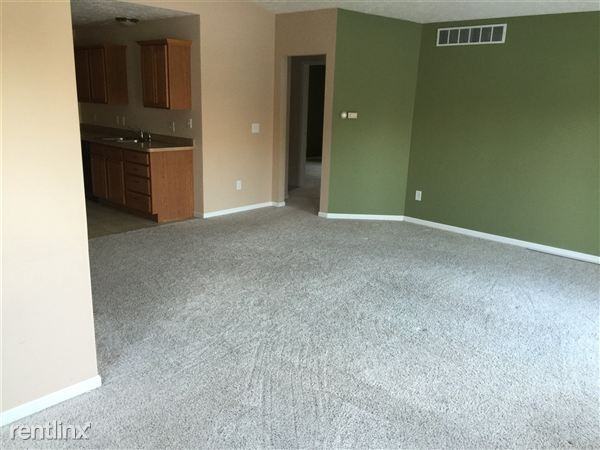 131 W Webb Dr - Photo 2 of 19