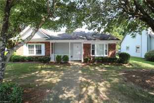 899 Woodland Trace Dr - Photo 1 of 1