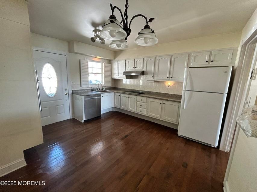 246B Jefferson Ct - Photo 4 of 24