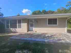 321 Locust Ave - Photo 1 of 1