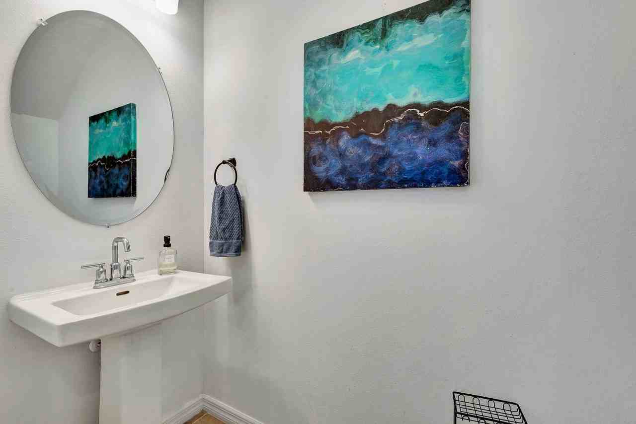 5715 Archipelago Street - Photo 6 of 50