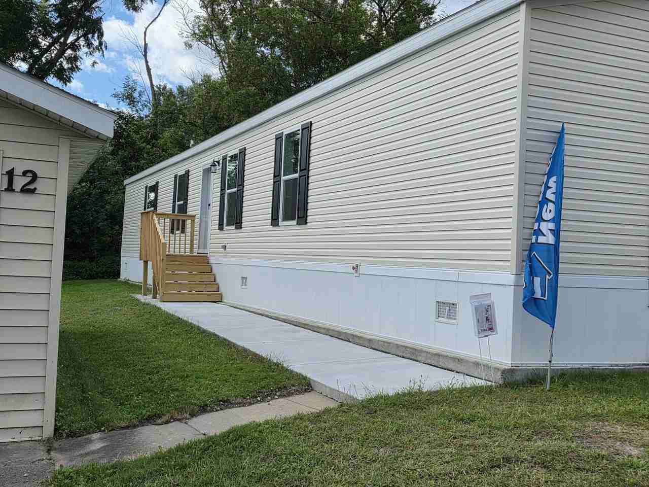 12 Kelly Rd #295 - Photo 2 of 24