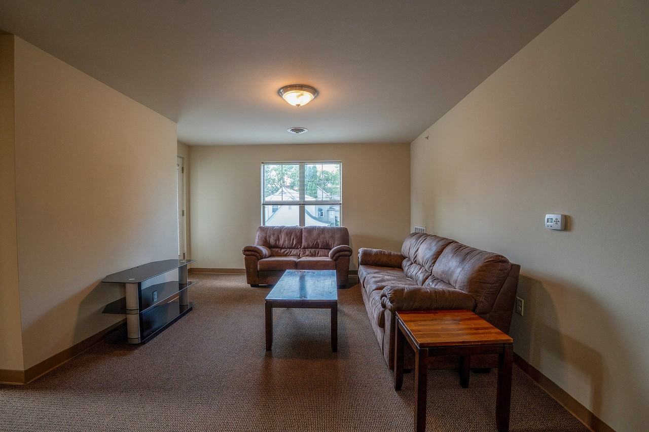 Washington Place - Photo 6 of 38