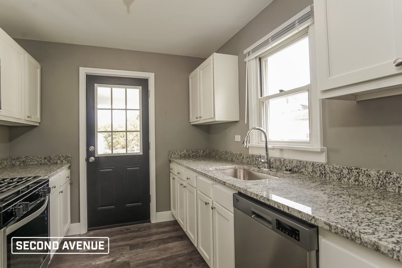 9922 Mcclellan St - Photo 5 of 26
