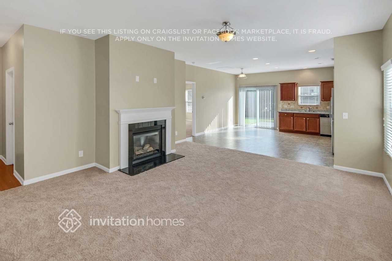 13737 Porter Creek Rd - Photo 6 of 26