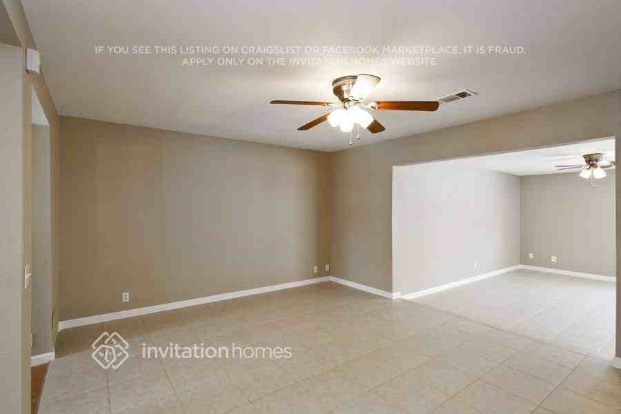 41612 Mayberry Ave - Photo 4 of 14
