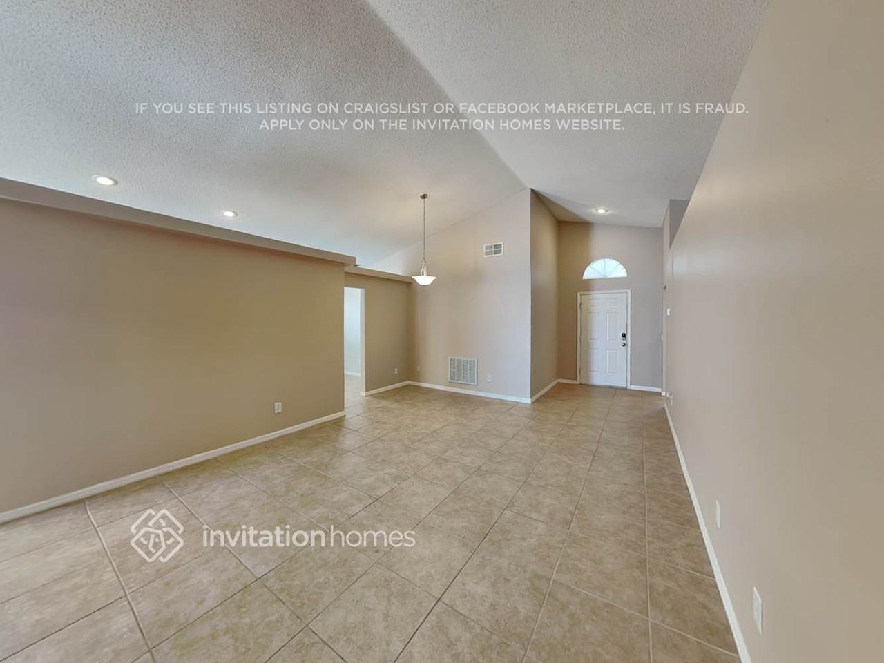 160 Springfield Pass - Photo 3 of 16