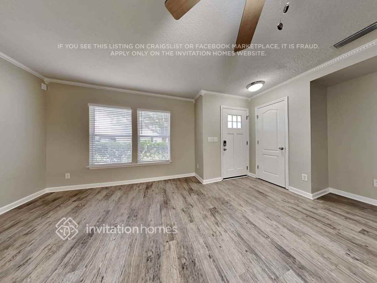 344 Bostwick Cir - Photo 3 of 21