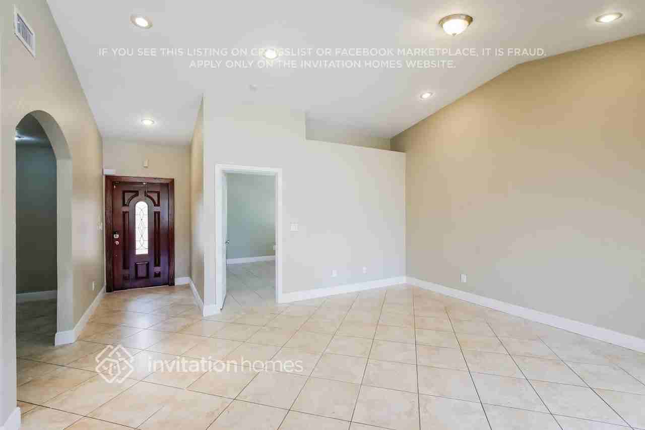 17123 Sw 149th Pl - Photo 3 of 17