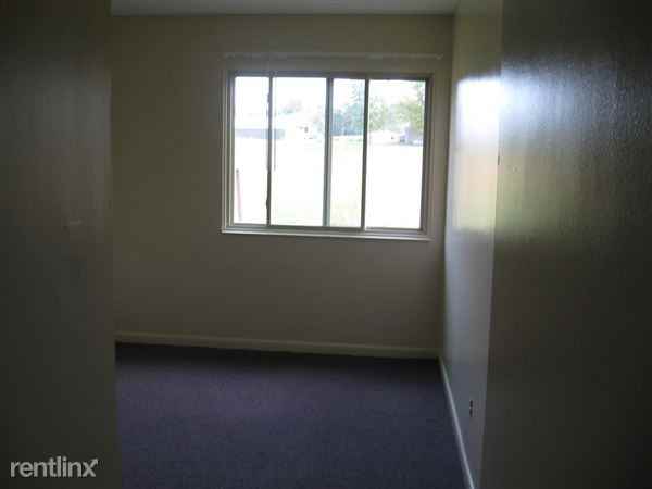 Tree Top Apartments - Photo 3 of 12