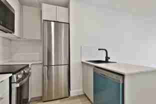 7430 La Jeunesse - Photo 1 of 1