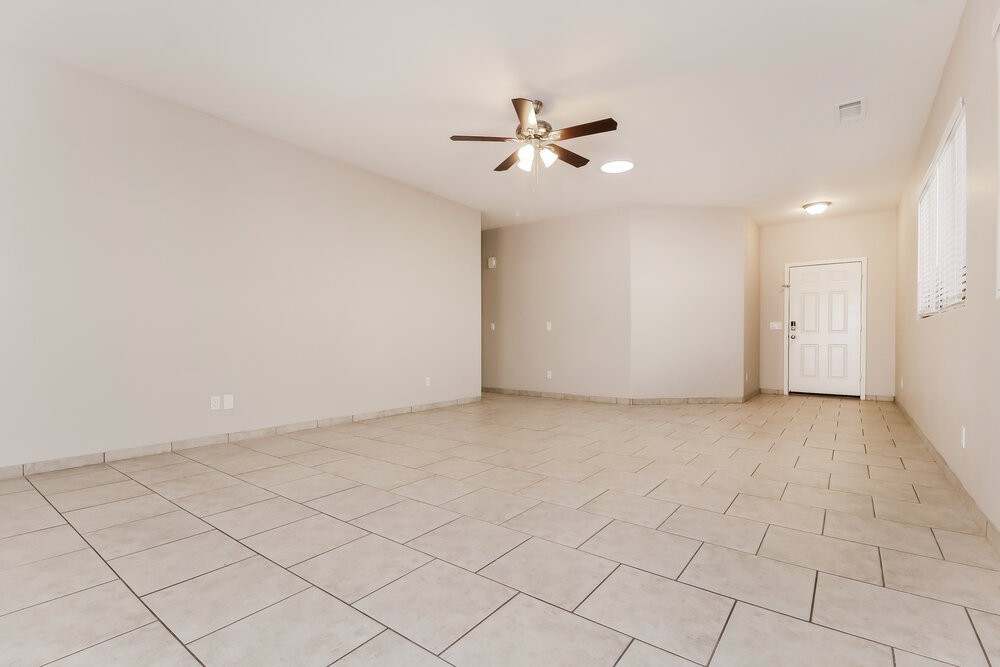 16812 W Windermere Way - Photo 4 of 16