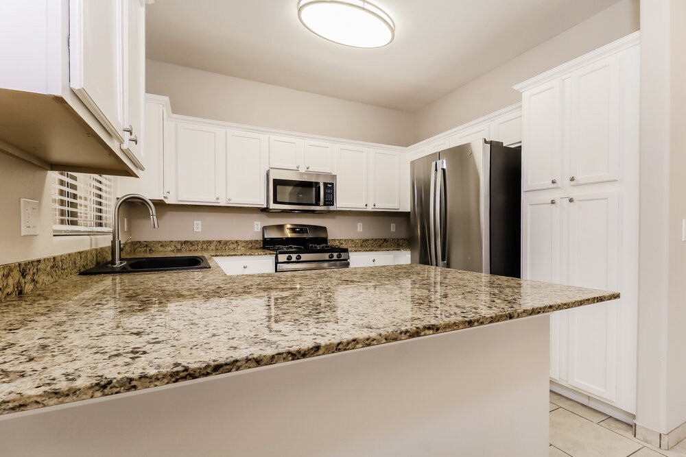 16812 W Windermere Way - Photo 7 of 16