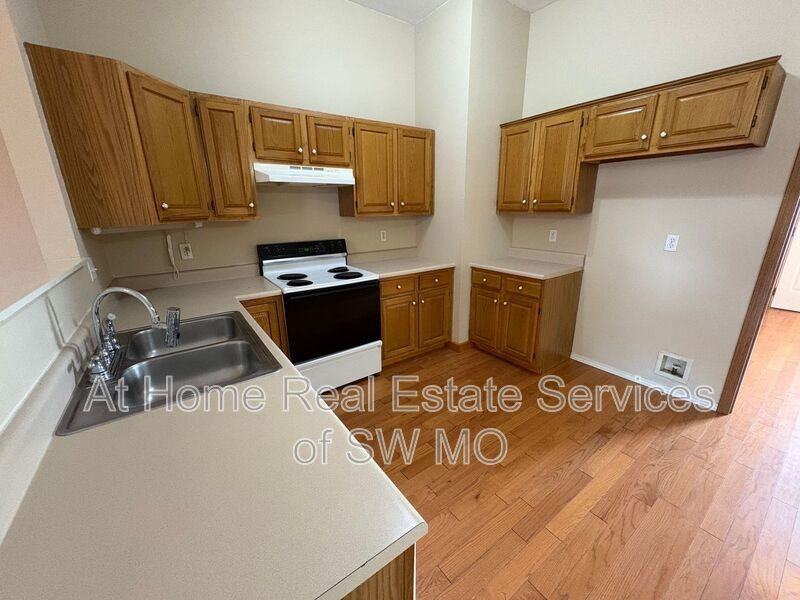1808 N Cedarcrest Ave - Photo 3 of 11
