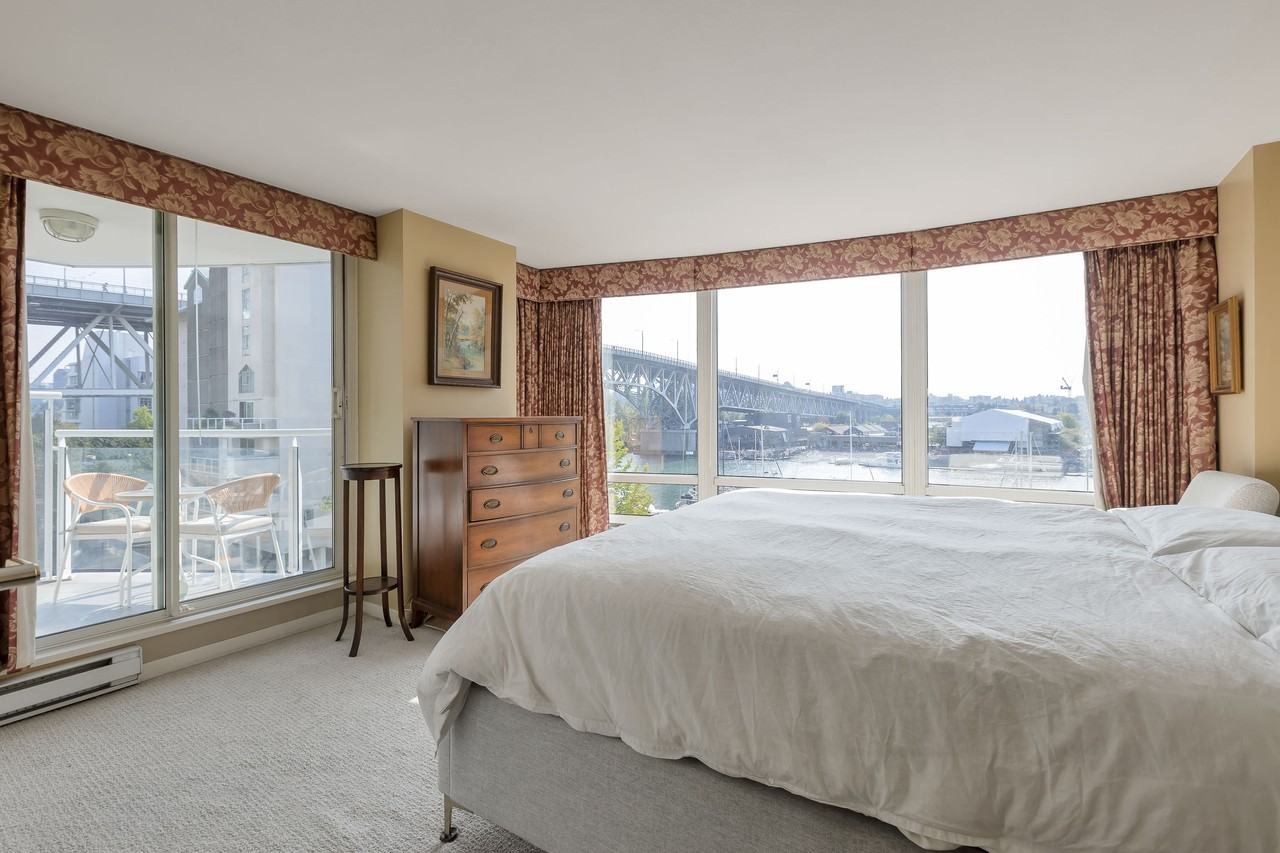 1501 Howe Street #502 - Photo 3 of 26