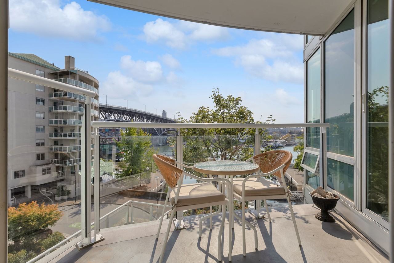 1501 Howe Street #502 - Photo 7 of 26